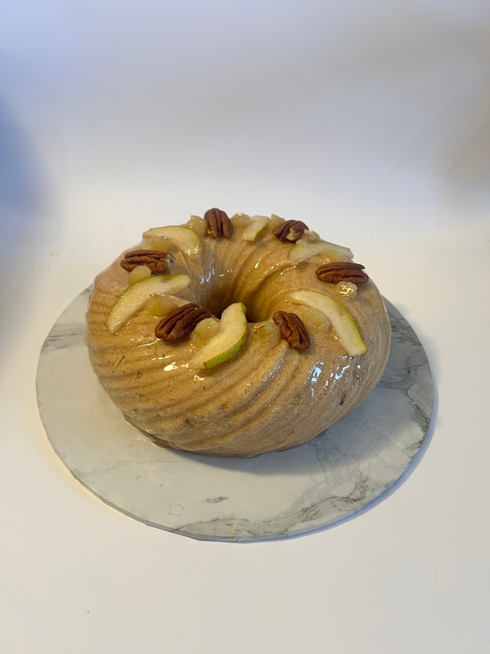 img of Entremet poire noix de pécan 🤍