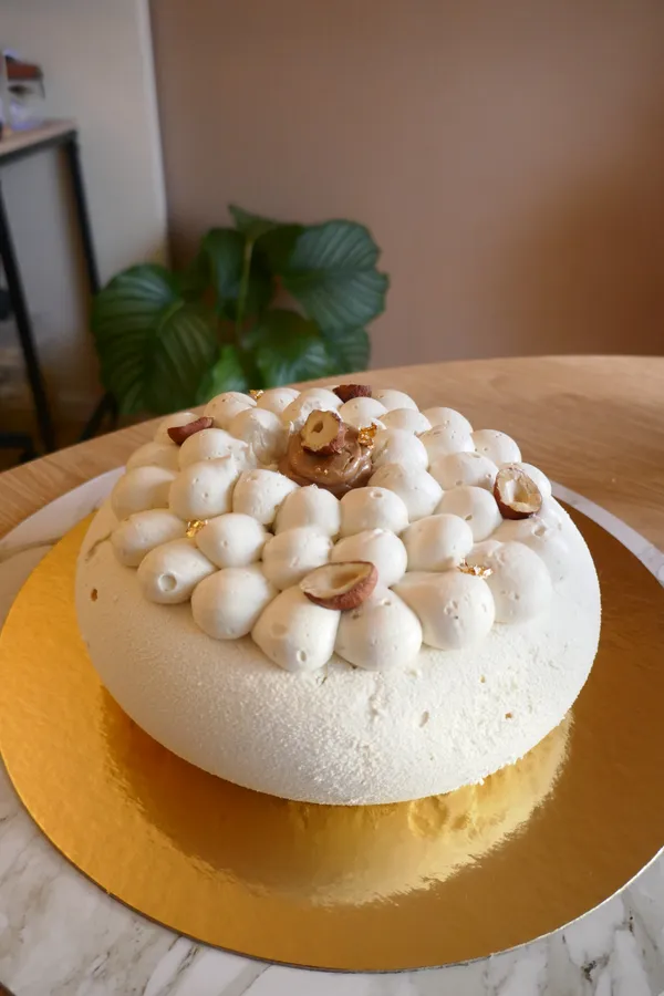 Photo de la recette : Entremet noisette tonka